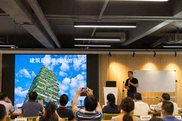 ��������v